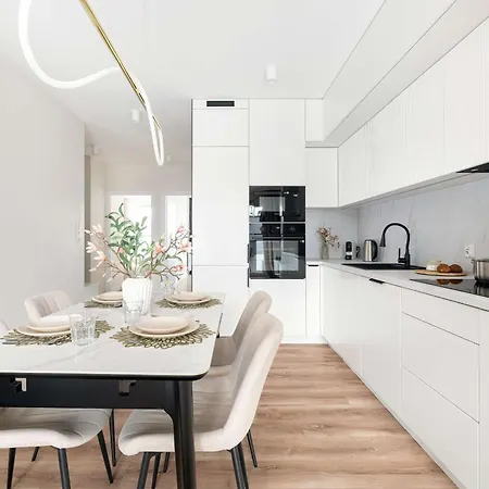 Апартаменты Przestronny Z 2 Sypialniami By Renters *