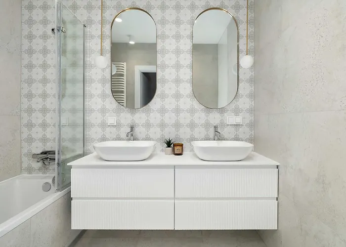 Przestronny Z 2 Sypialniami By Renters Апартаменты Познань