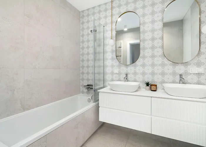 Przestronny Z 2 Sypialniami By Renters Познань